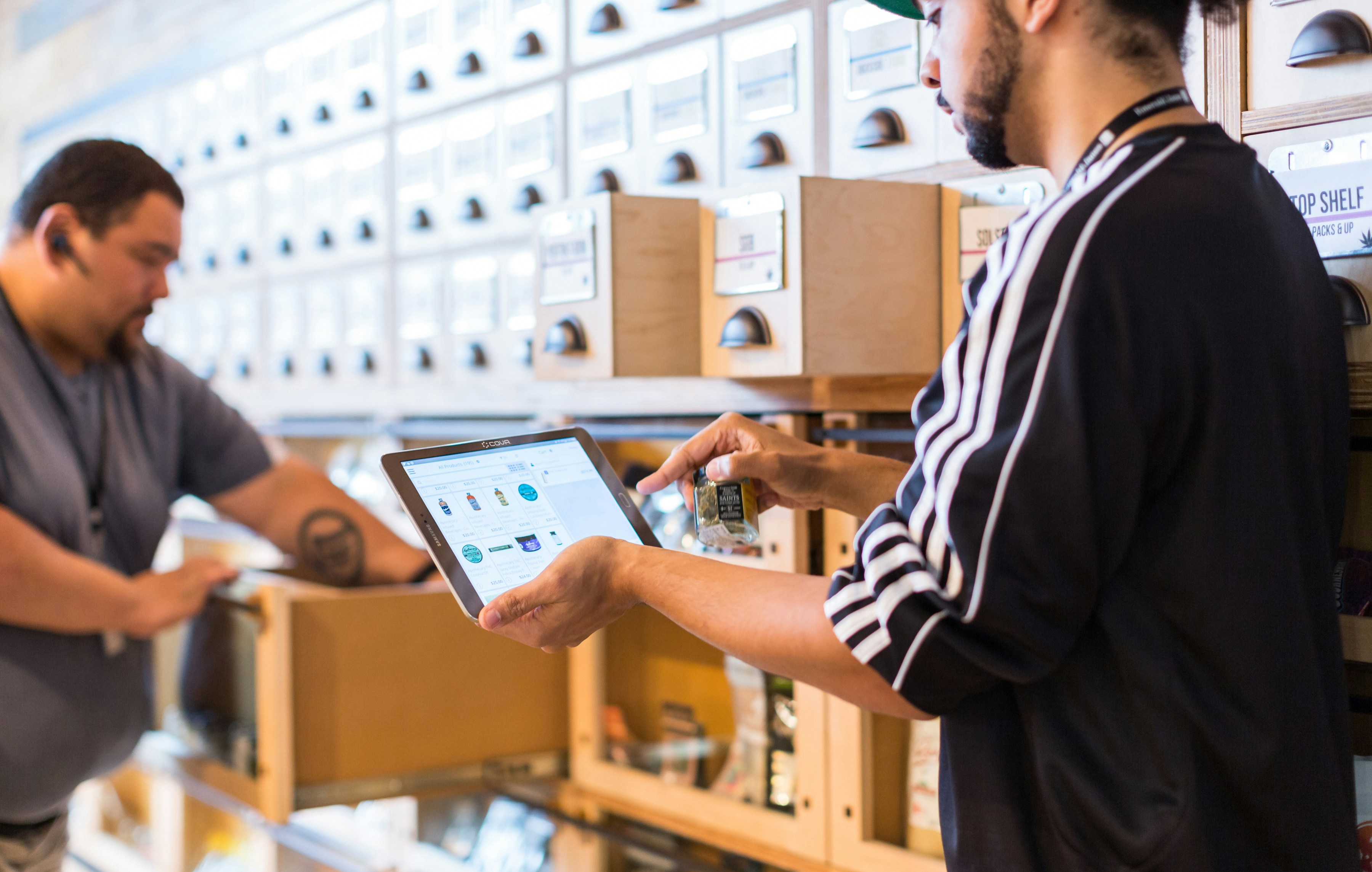 El stock en tu tienda online: reservas, alertas y devoluciones